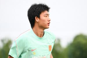 今晚登场，17岁赵松源有望挑战上古纪录，或成史上最年轻国足代表