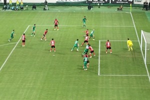 捣乱了！国安球迷晒实拍吐槽：杨立瑜的状态是真不行