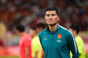 刘建宏指出：国足教练层面临严峻挑战，球员迷失方向，不知如何应战
