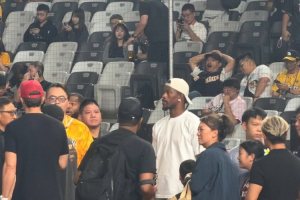 或需大幅降薪！哈特盼终老尼克斯 提前续约最多可签4年1.312亿